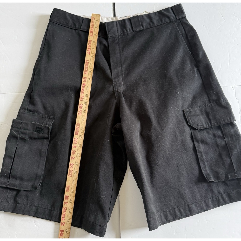 Dickies Shorts Men's Black Loose Fit Cargo Size 36 - Picture 2 of 5